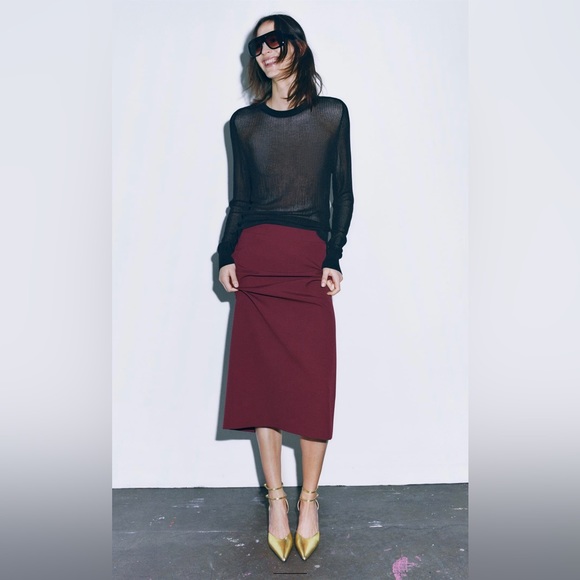 ZARA Gorgeous Wine color co-ord Set with tailored blazer & MIDI Pencil Skirt 🔥 - Picture 3 of 13